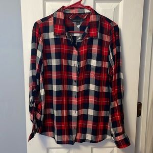 Tommy Hilfiger shirt, NWOT, size medium
